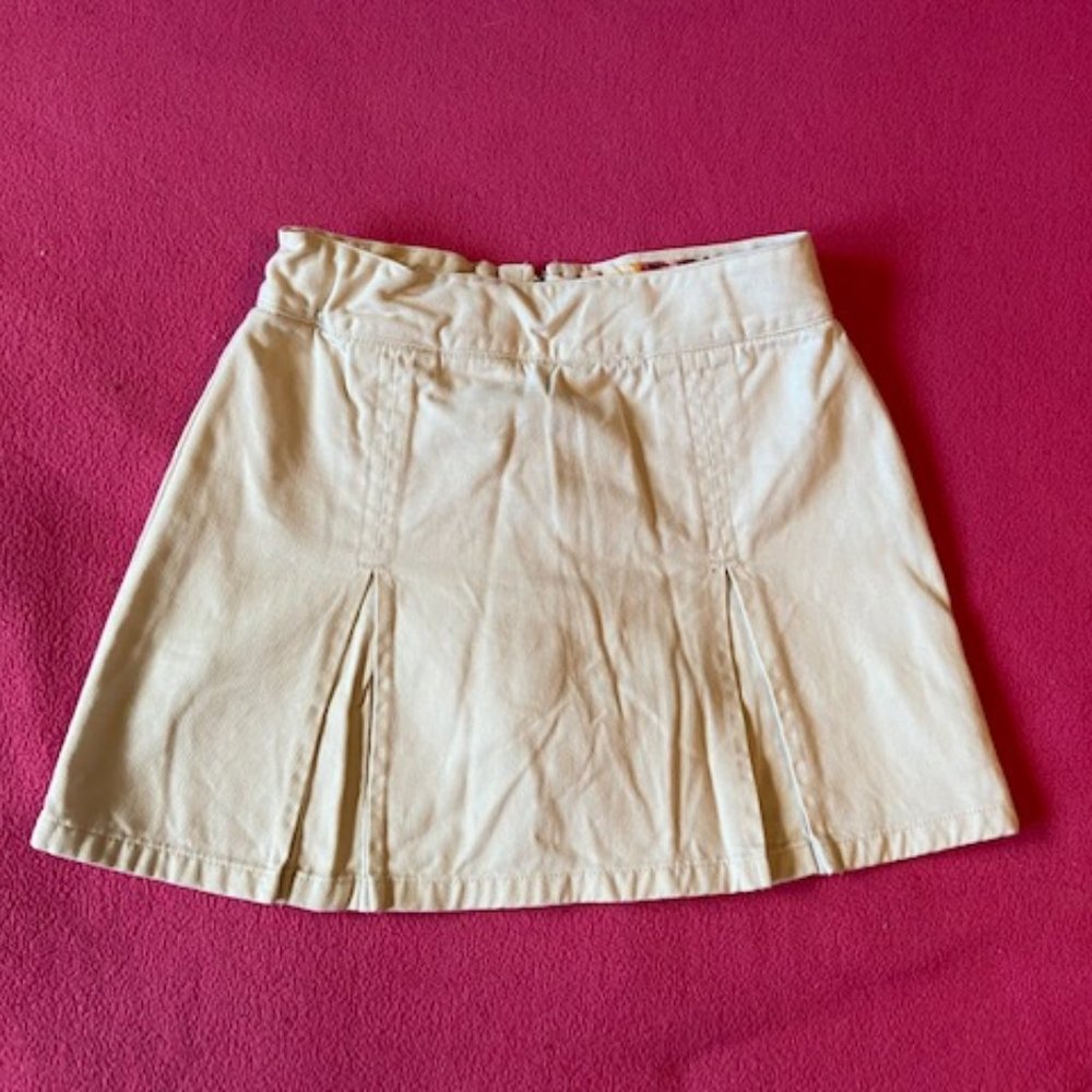 - 2/$30 Old Navy White Skort Girl's Size 5
